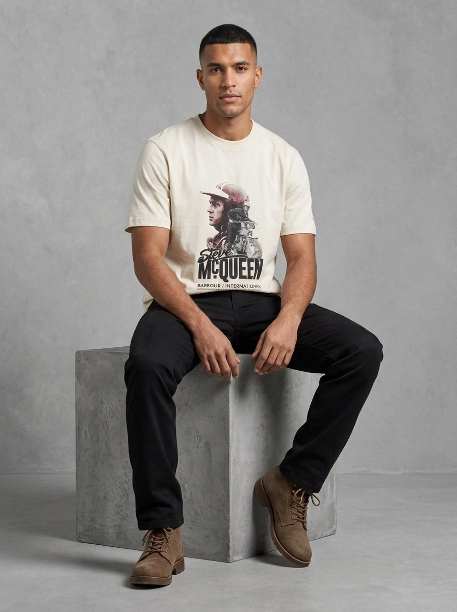 Barbour Smq Rainey Graphic T-Shirt porté dos, Chalk