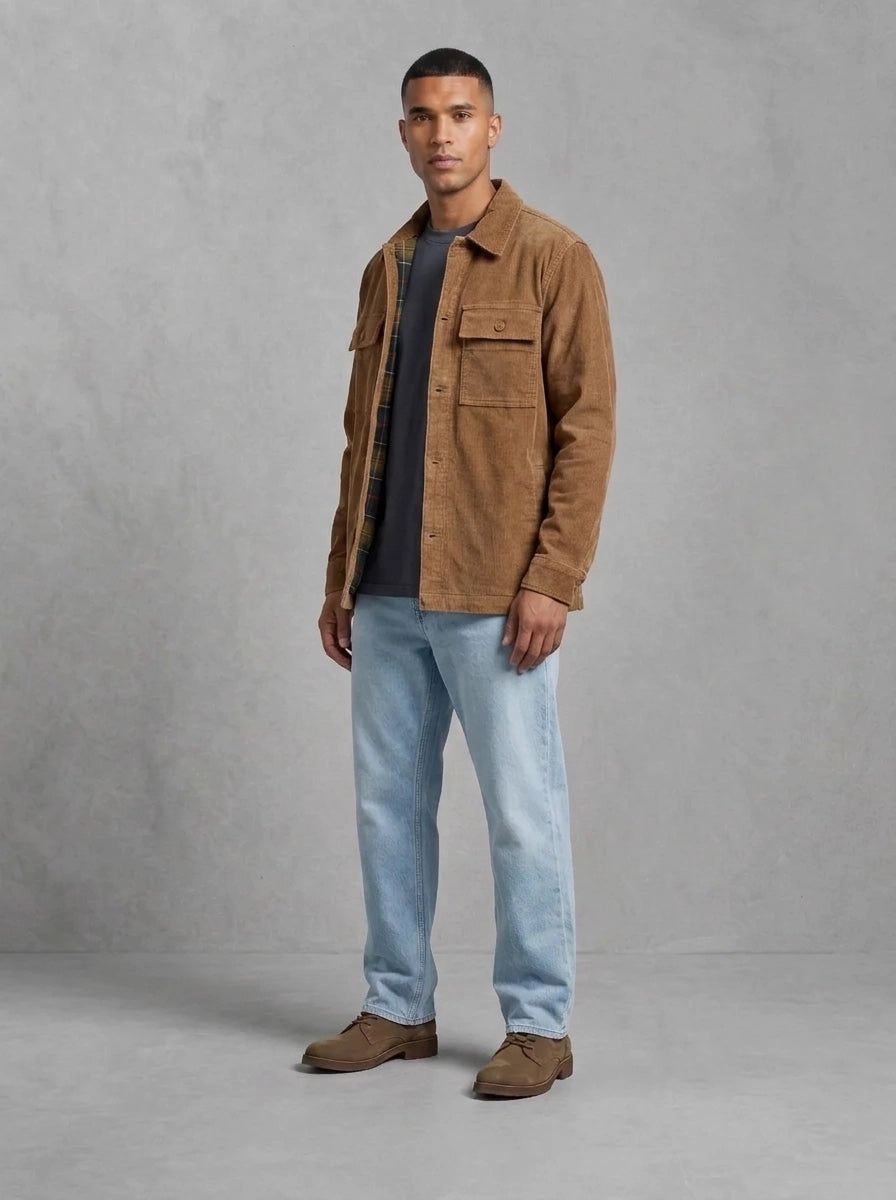 Barbour Tartan Trimmed Cord Overshirt porté, Sandstone