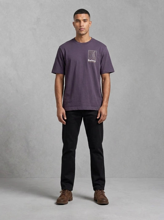 Barbour Woodbine Graphic Tee porté face, Grape