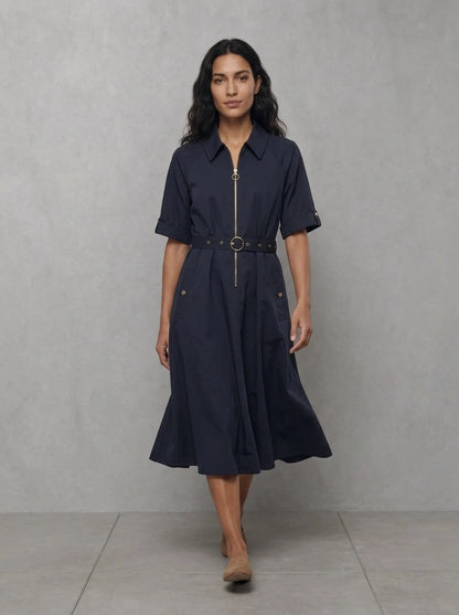 Barbour Woman Arlene Midi Dress portée, Navy