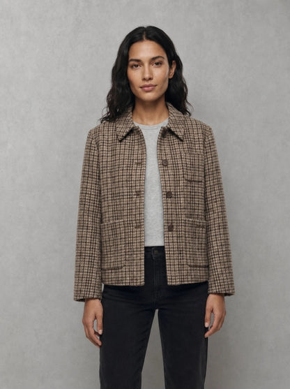 Barbour Woman Austen Tailored Jacket portée, Classic Beige Check