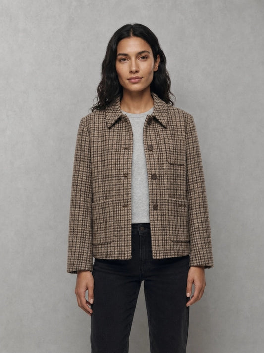 Barbour Woman Austen Tailored Jacket portée, Classic Beige Check