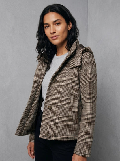 Barbour Woman Connie Showerproof Jacket portée, Prince Of Wales Check