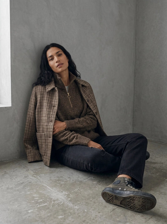 Barbour Woman Lavensdale Half Zip portée, Deep Camel