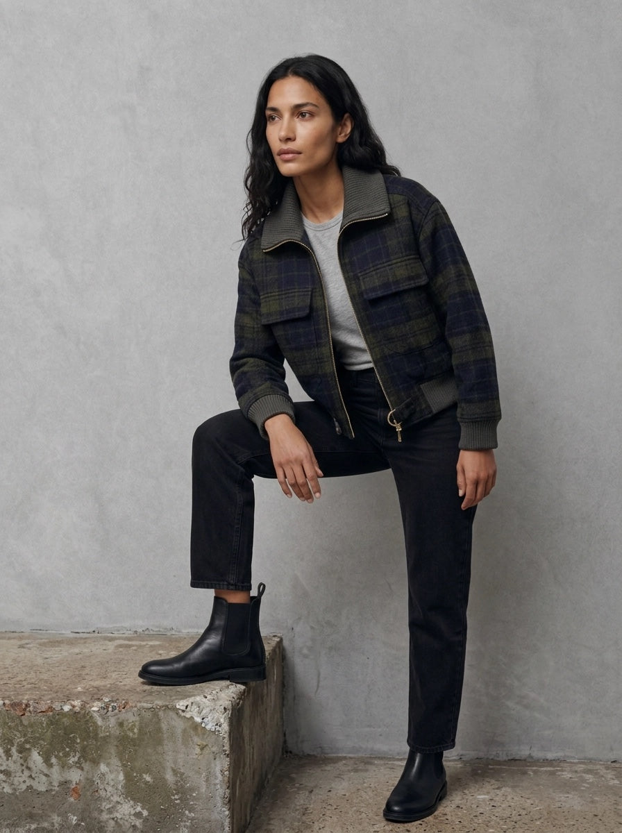 Barbour Woman Ivybridge Overshirt portée, Shadow Classic Tartan